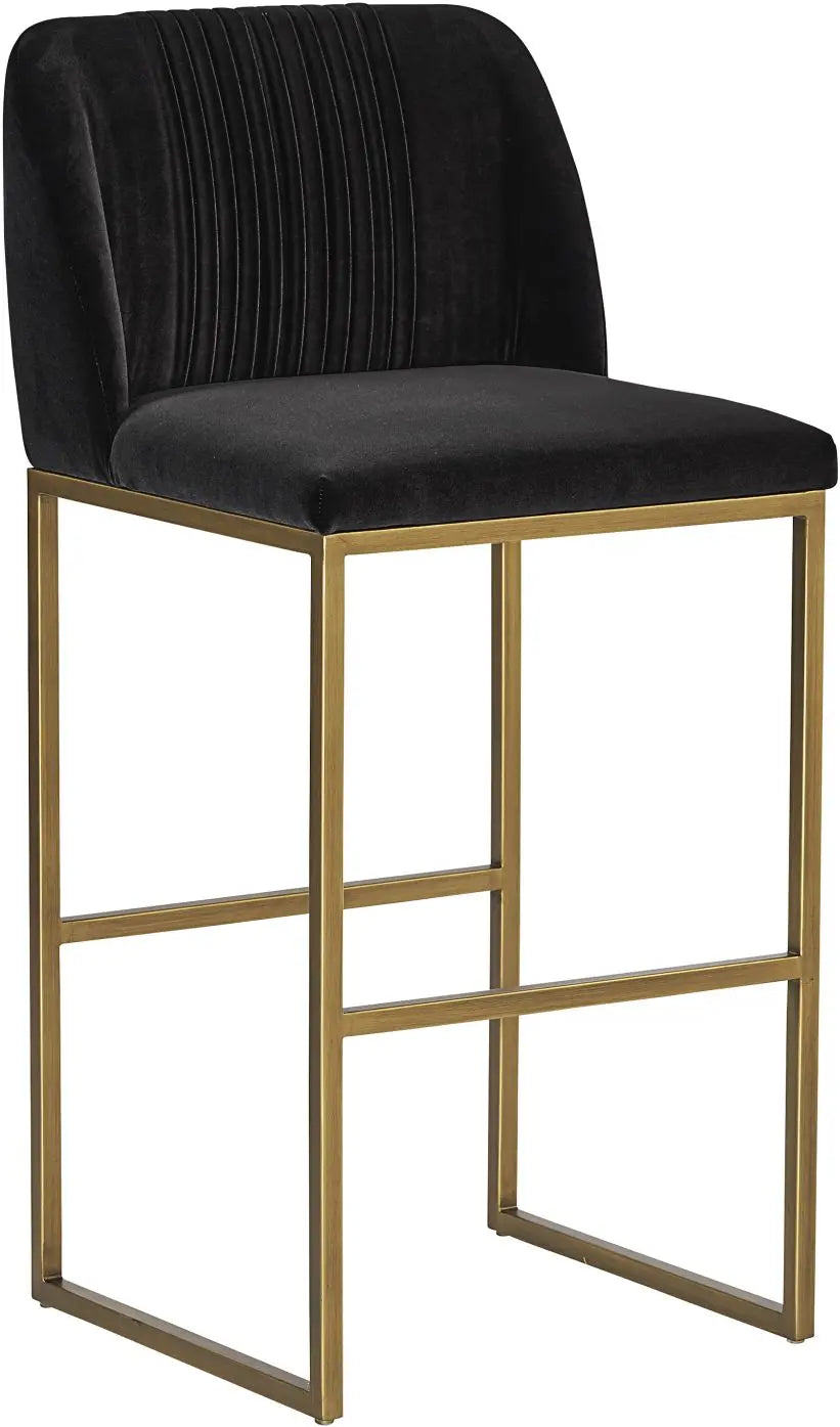Nevin Barstool