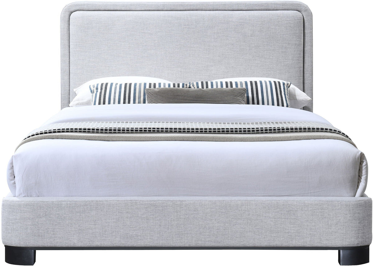 Nolita - Bed With Black Base