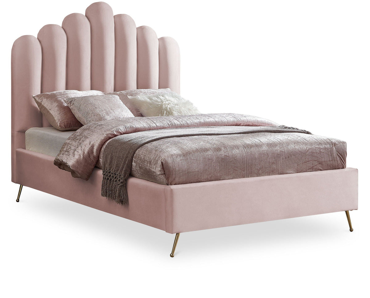 Lily - Bed