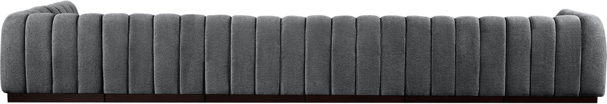 Quinn - 7 Piece Modular Sectional