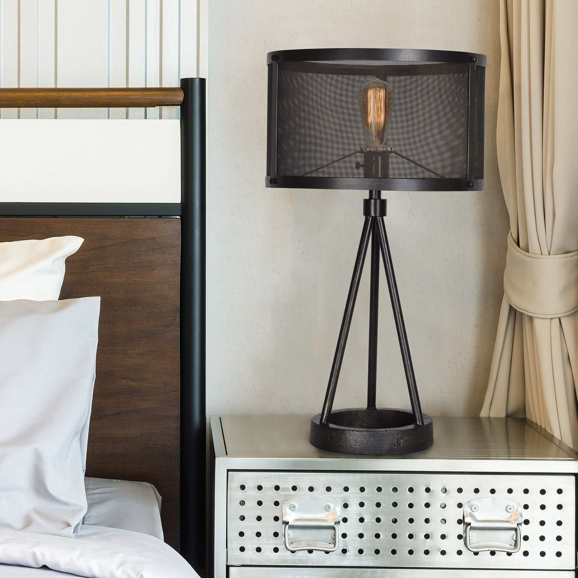 Livingstone Table Lamp - Furniture Depot