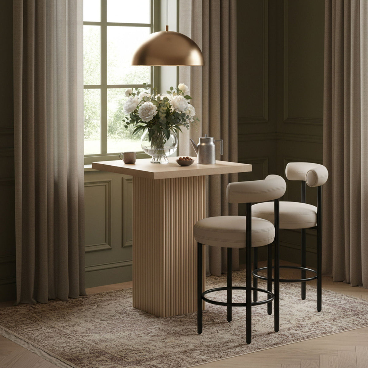 Belinda - Oak Veneer And Solid Wood Table