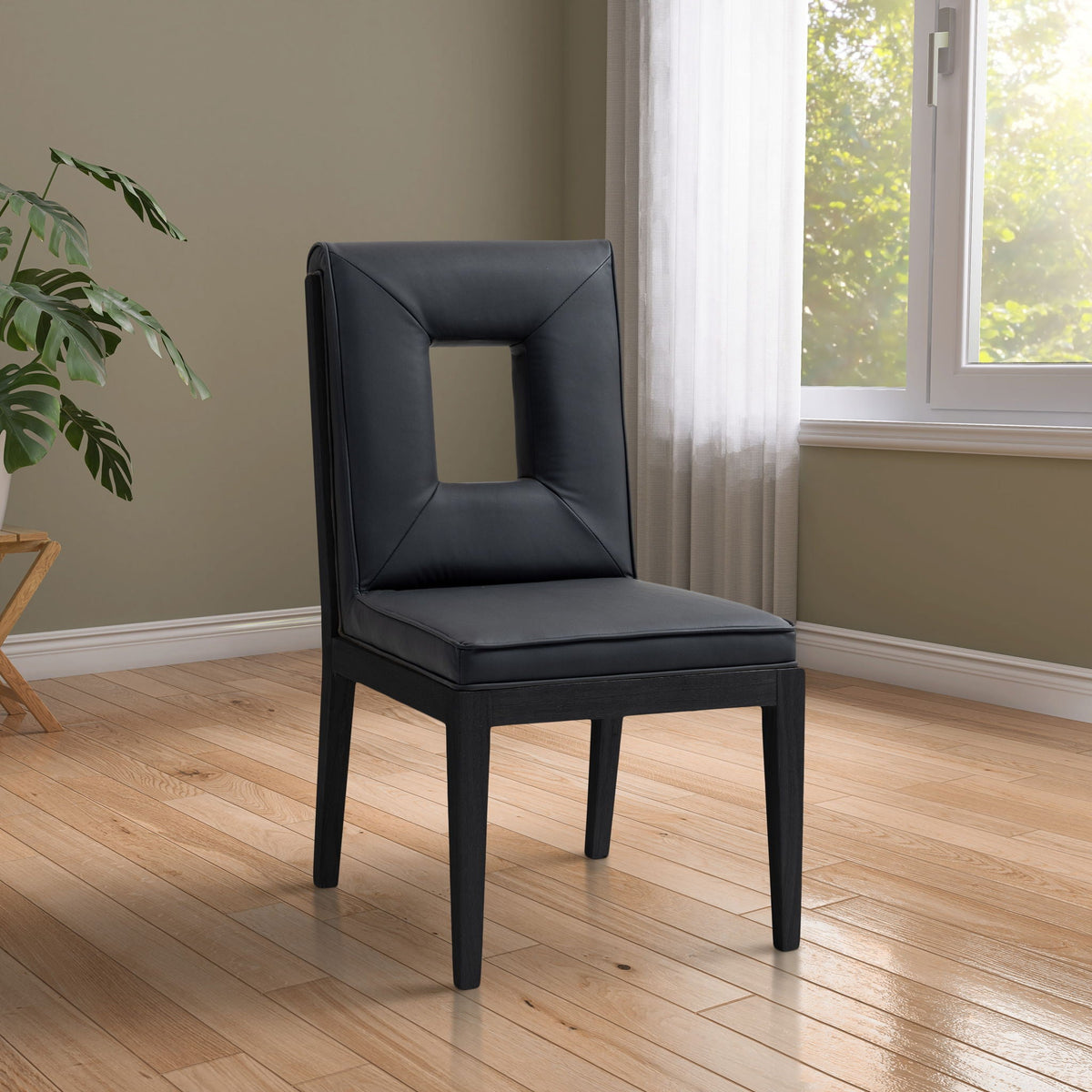 Gwendolyn - Faux Leather Dining Side Chair With Black Frame (Set of 2)