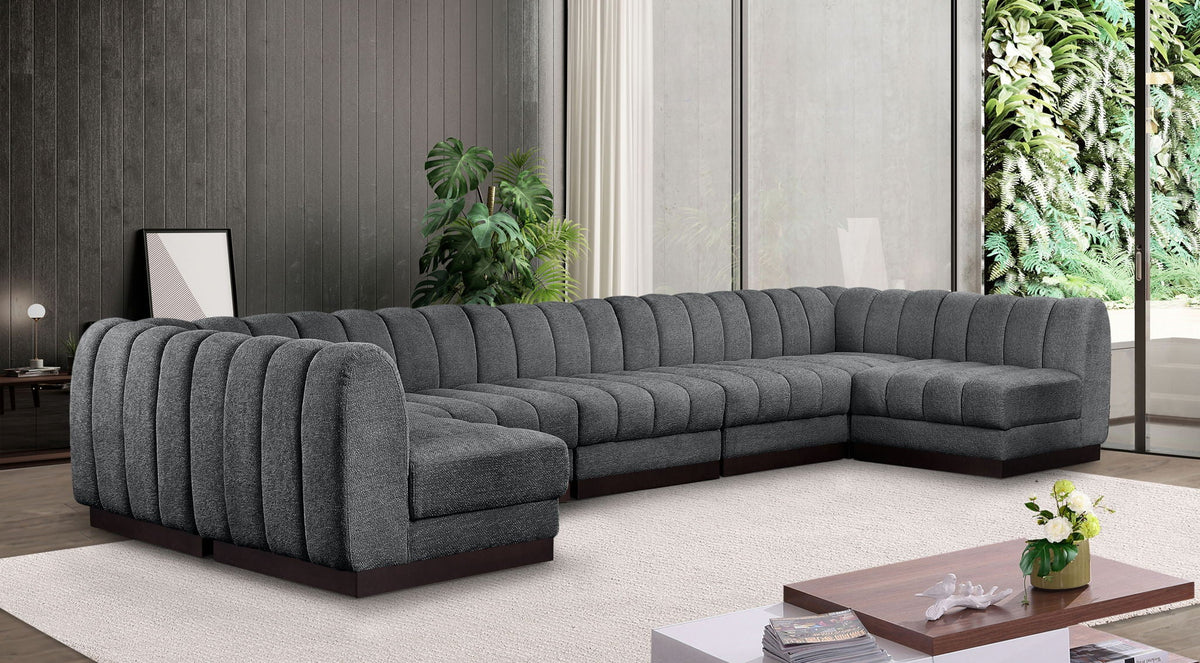 Quinn - 7 Piece Modular Sectional