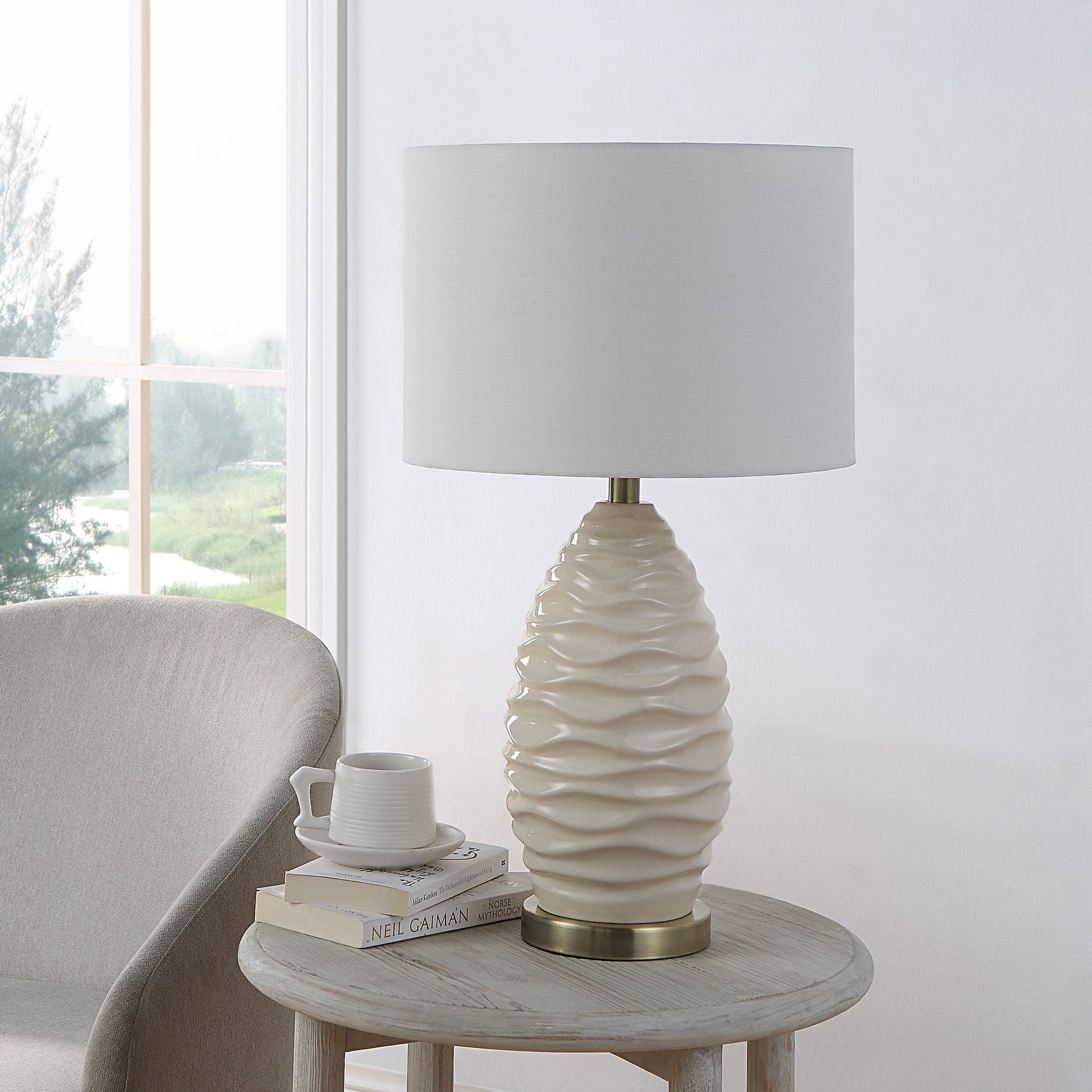 Macphee Table Lamp - Furniture Depot