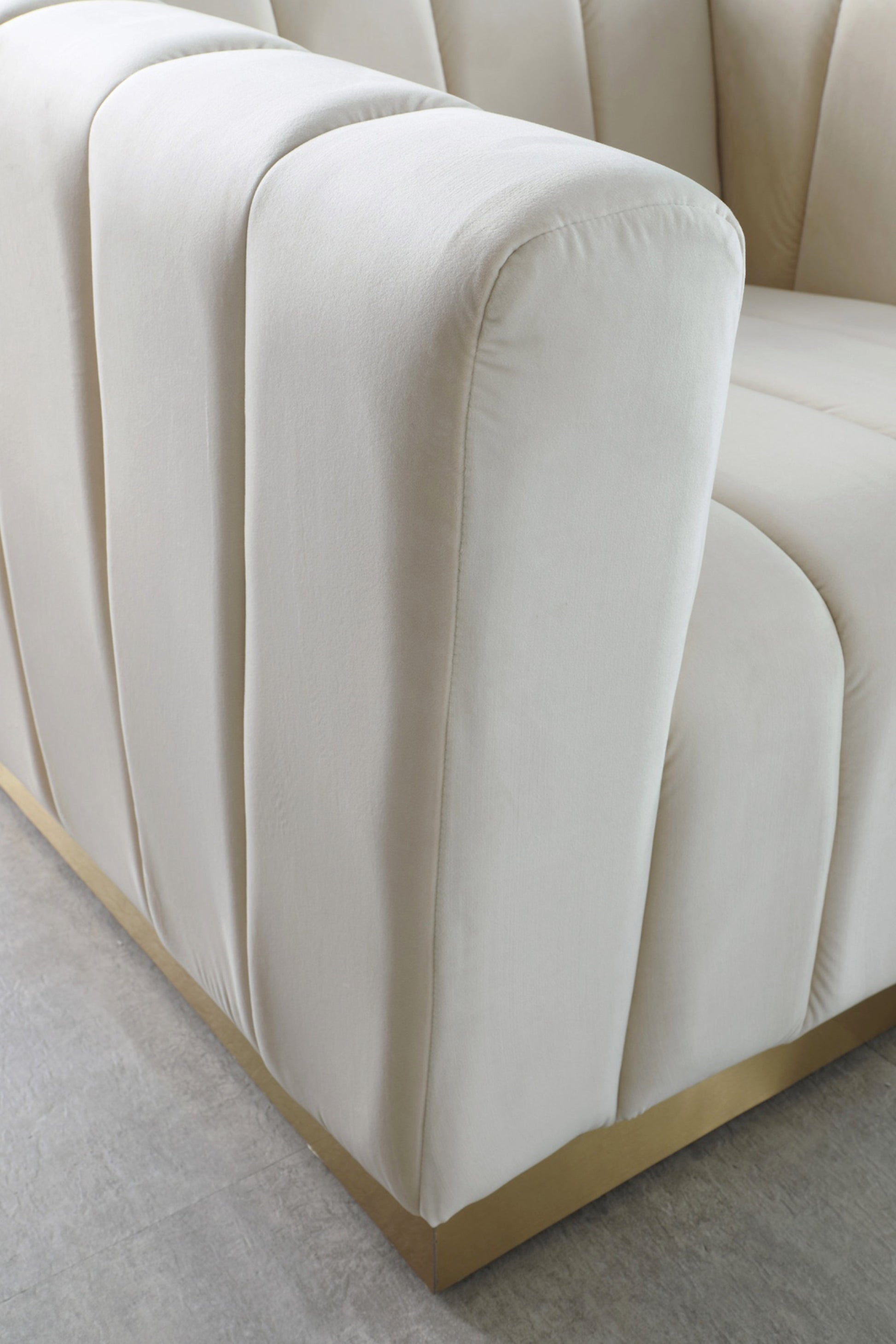 Marlon Velvet Sofa - Furniture Depot