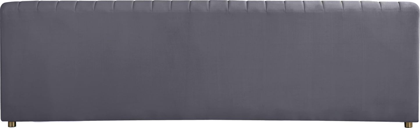 Naya Velvet Sofa - Furniture Depot (7679009063160)