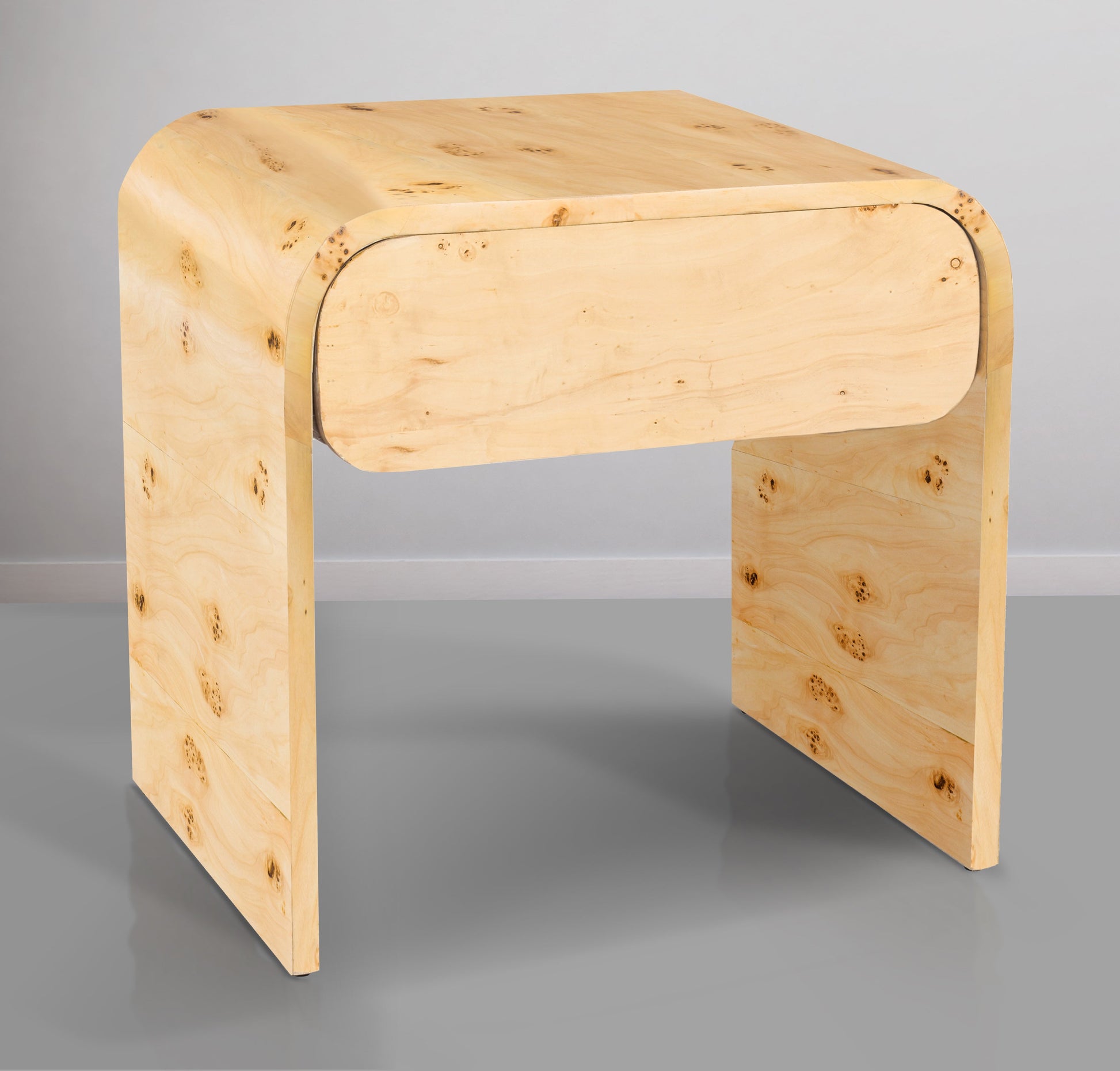 Cresthill Oak Night Stand - Furniture Depot