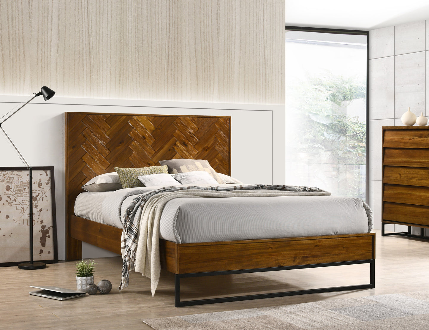 Reed Antique Coffee King Bed (3 Boxes) - Furniture Depot (7679025774840)