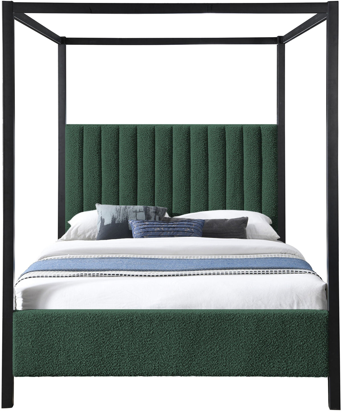 Kelly - Bed
