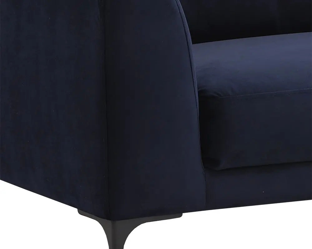 Virgo Sofa Metropolis Blue