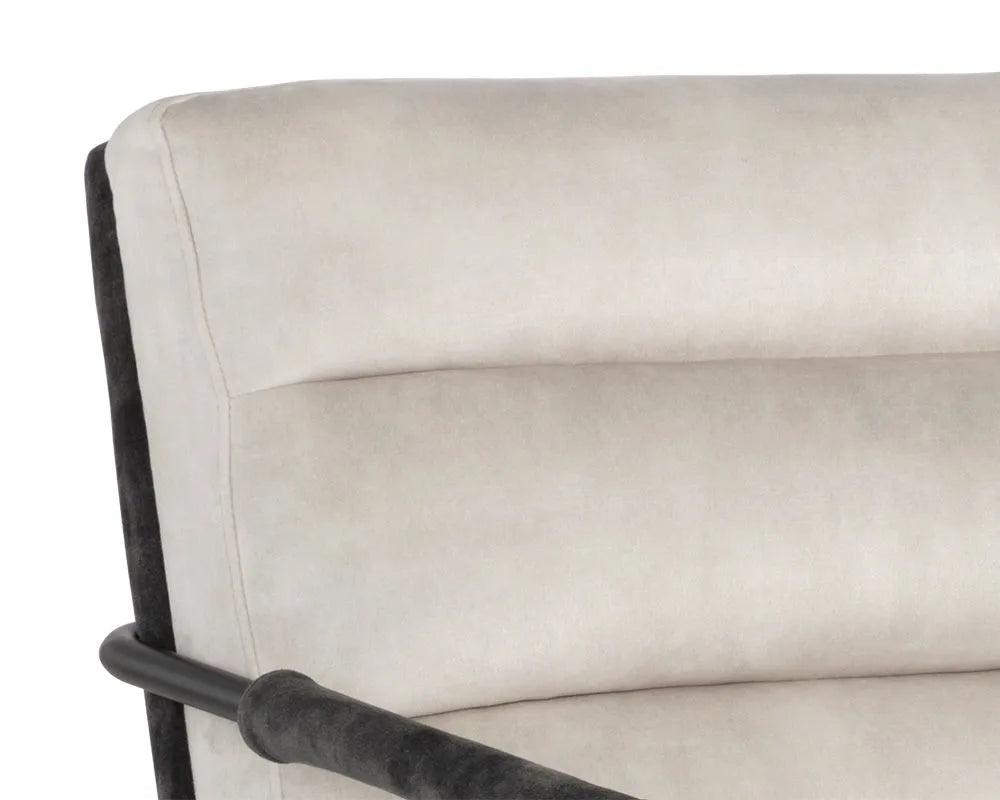 Tristen Lounge Chair