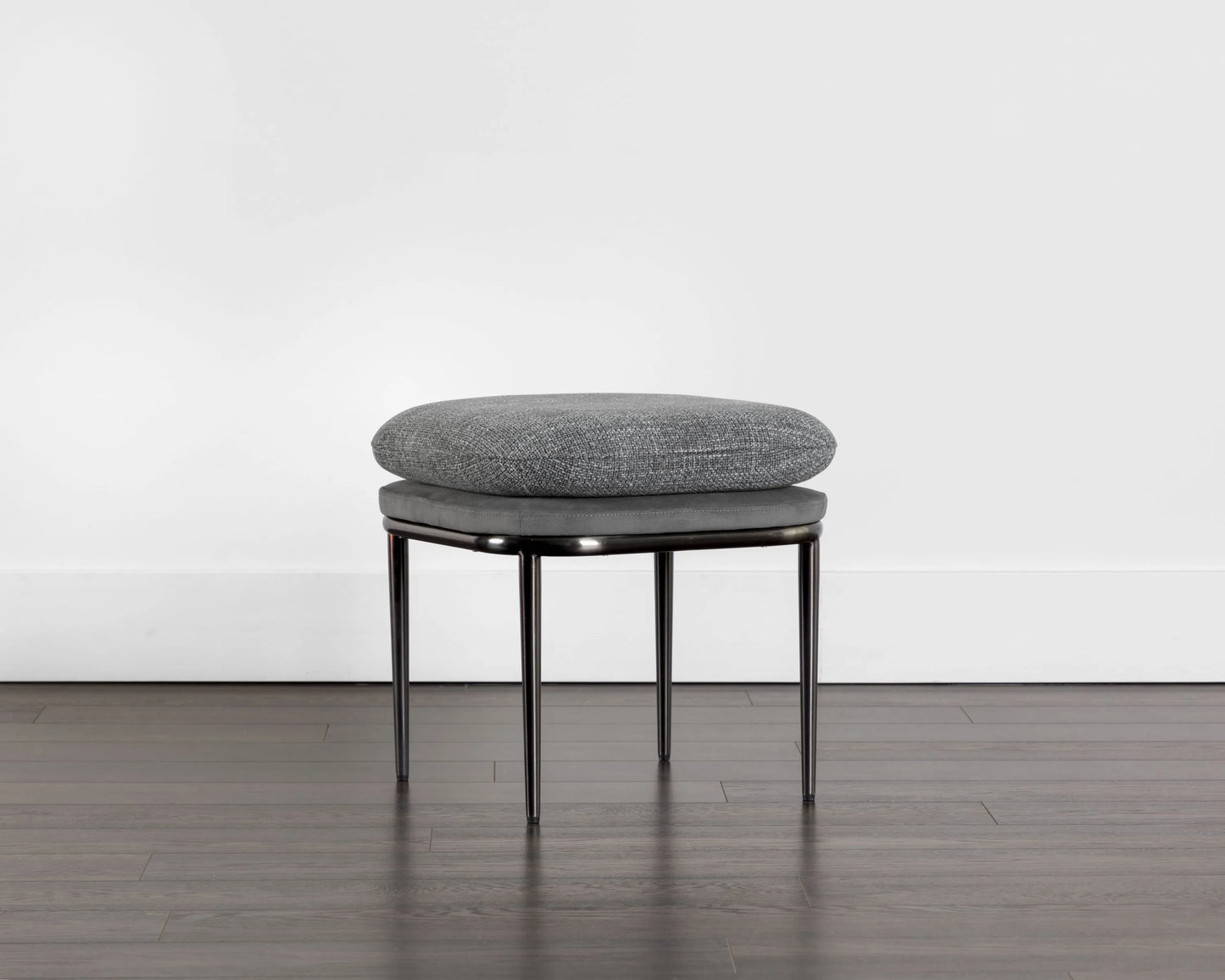 Koffi Stool
