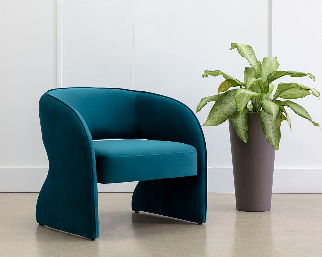 Rosalia Lounge Chair