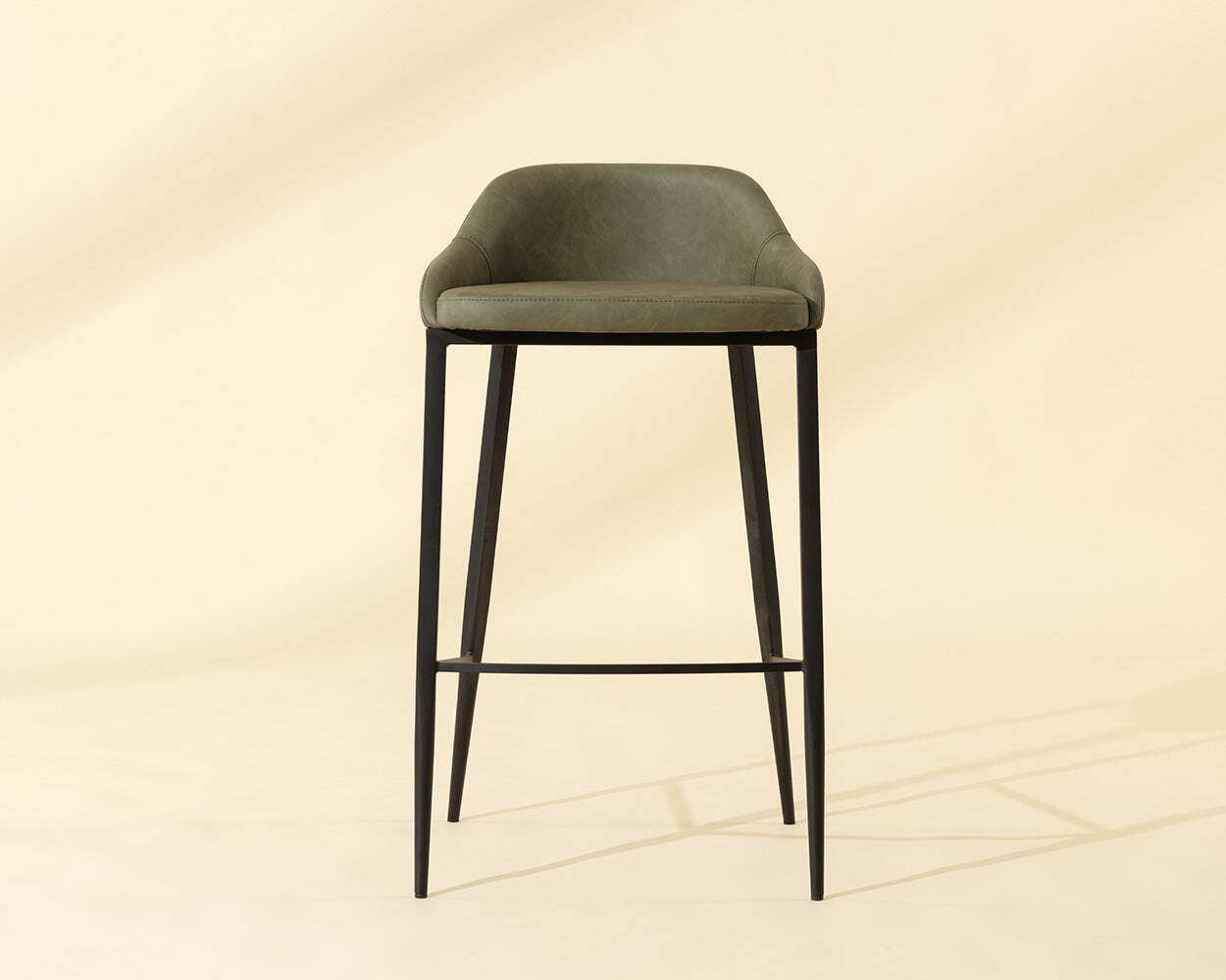 Astra Barstool