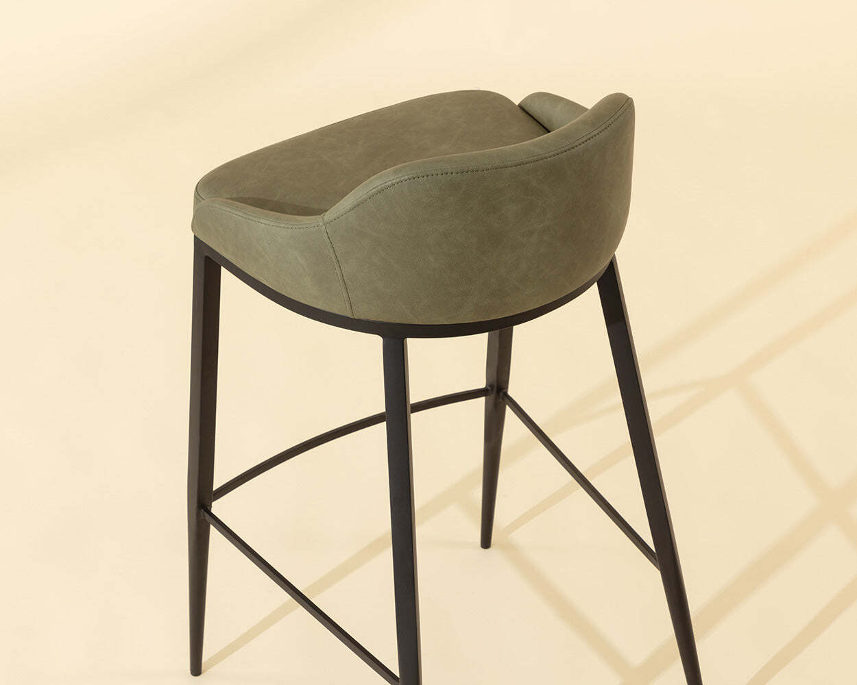 Astra Barstool