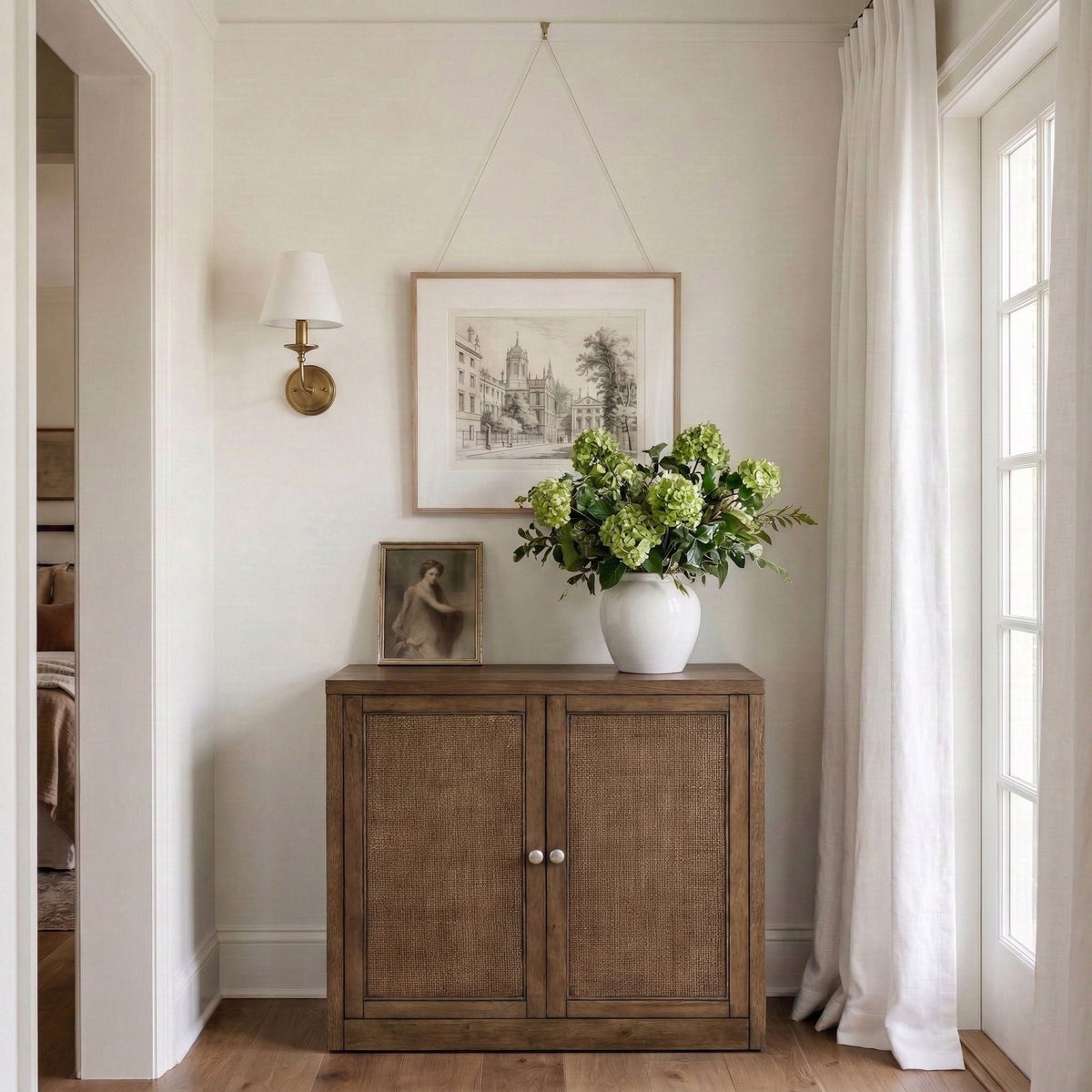 Vero - Solid Wood And Oak Venee Sideboard/Buffet