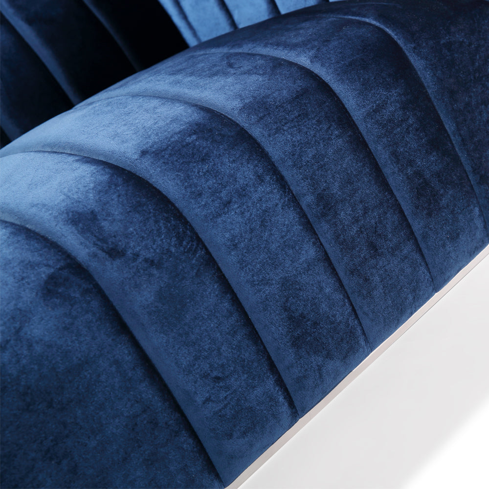 Conrad Accent chair: Blue velvet