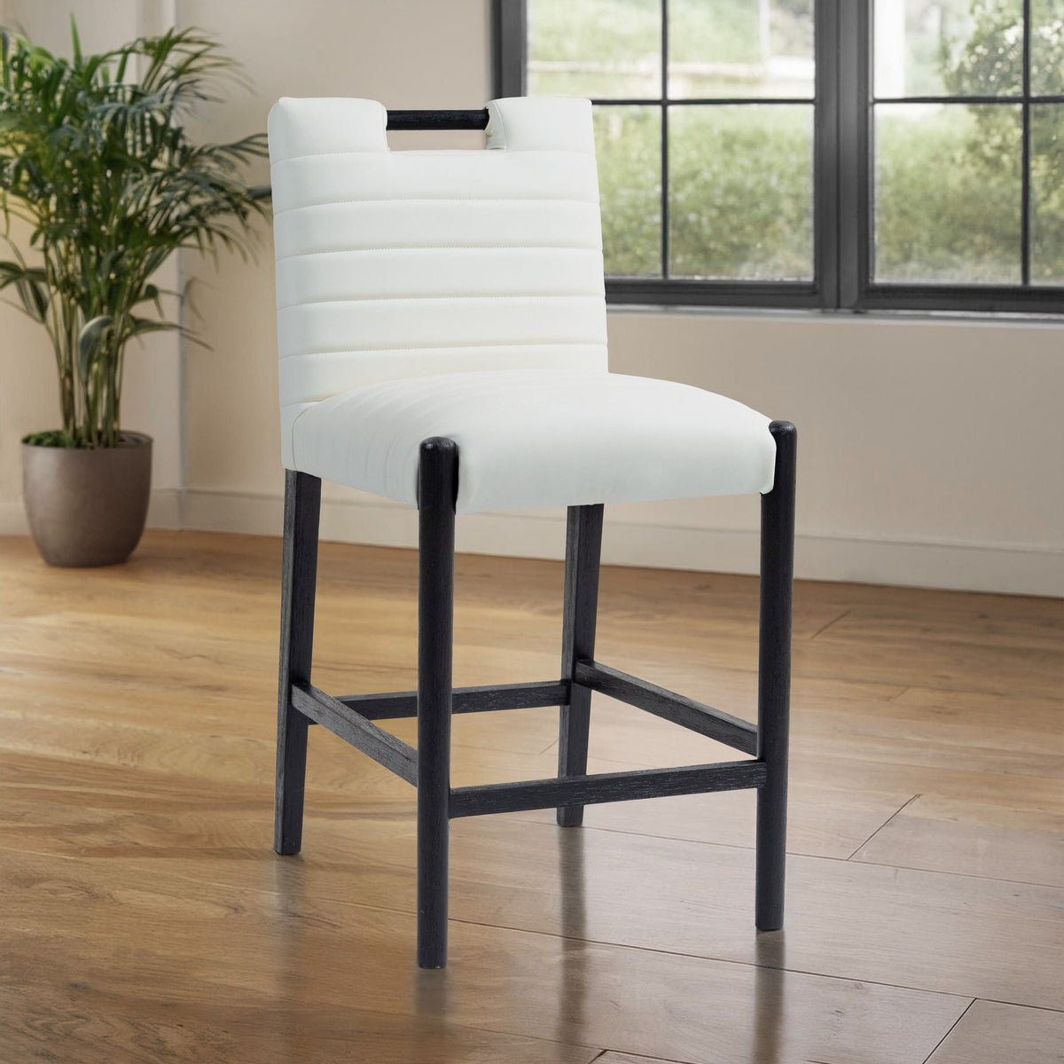 Aimee - Counter Stool - Black Legs