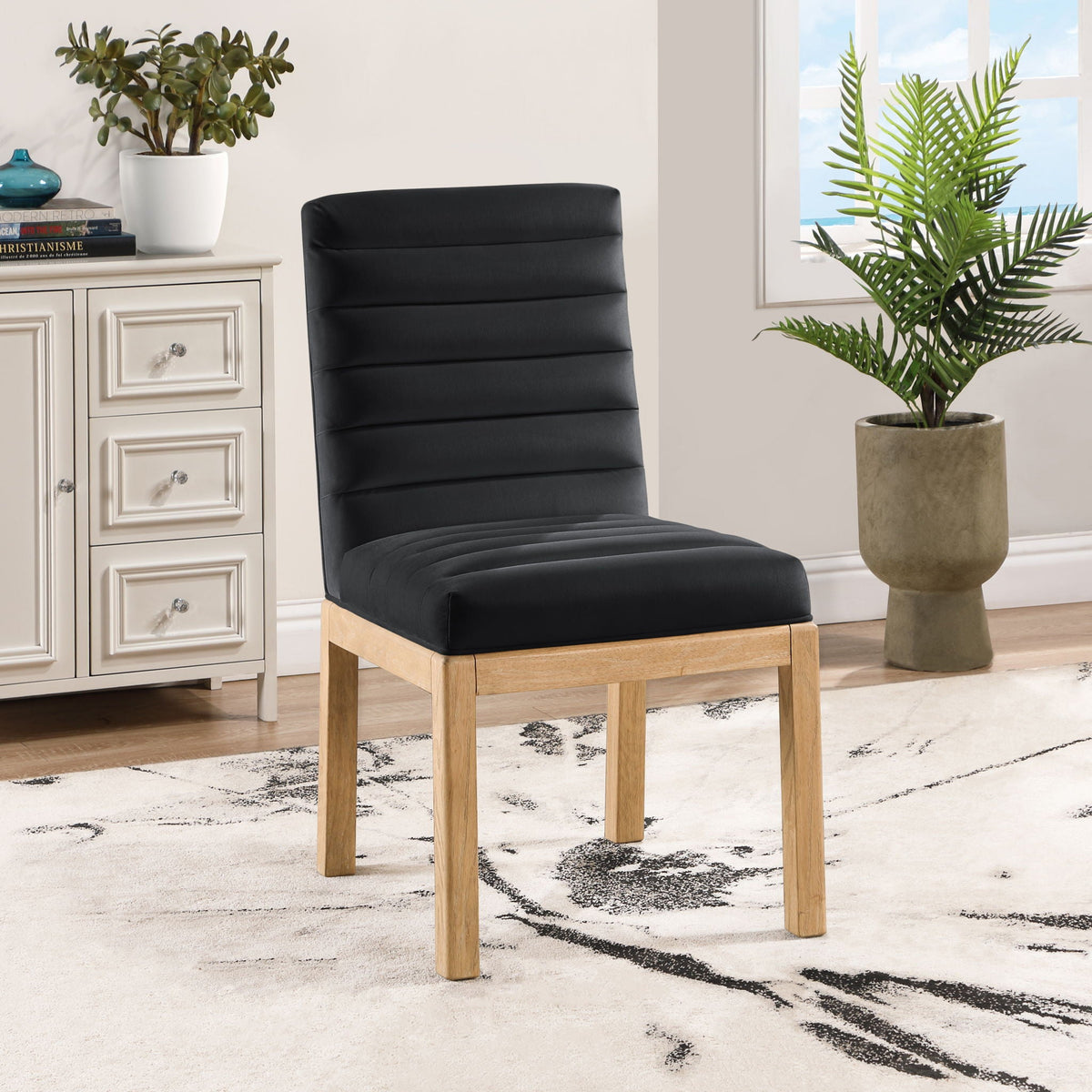 Evelyn - Dining Chair With Natural Legs