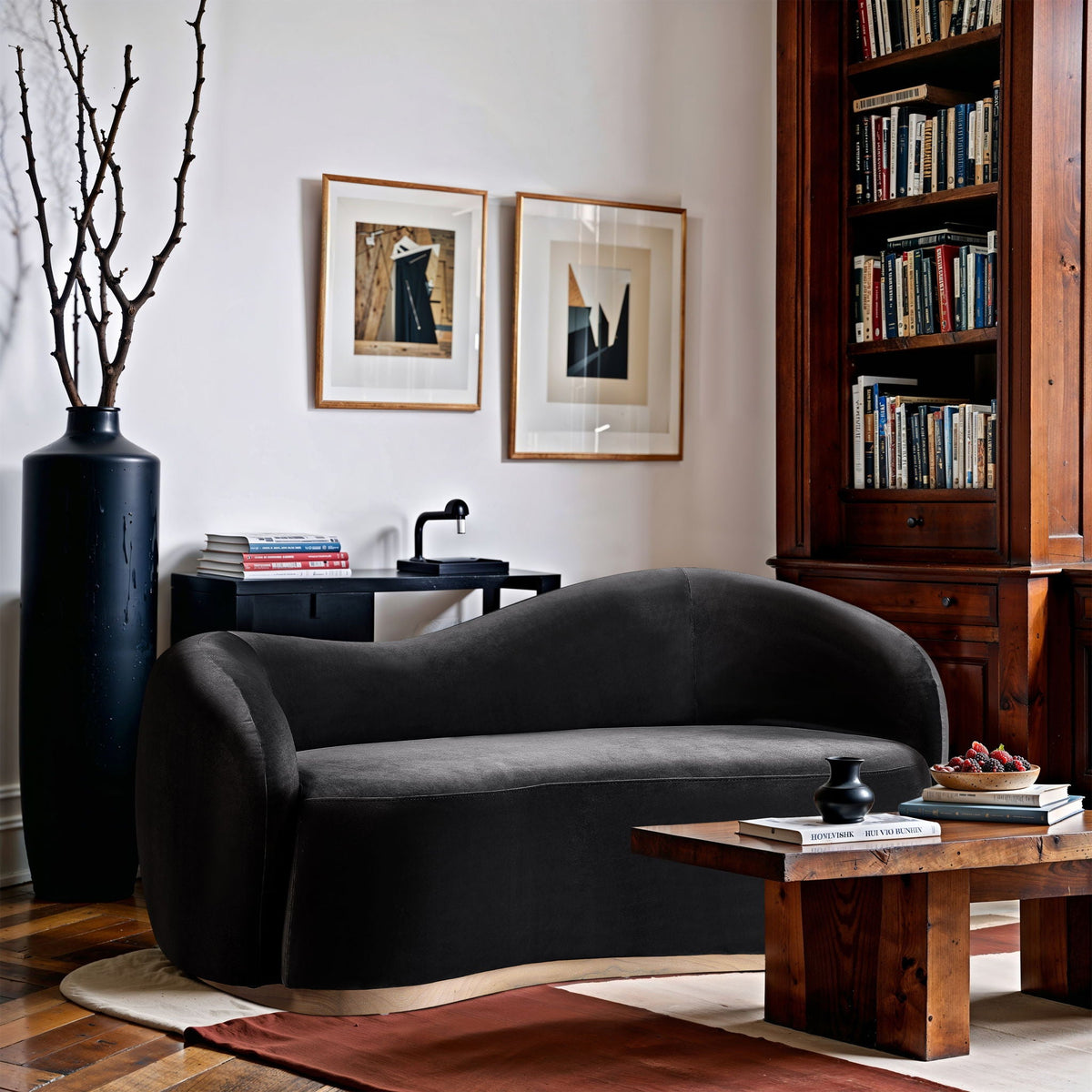 Gustavo - Velvet Upholstered Loveseat