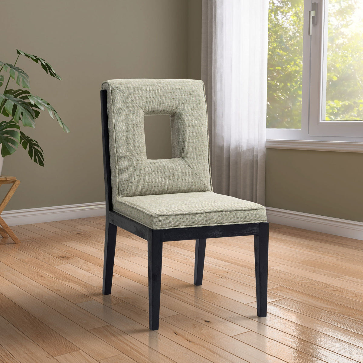 Gwendolyn - Dining Side Chair With Black Frame (Set of 2)