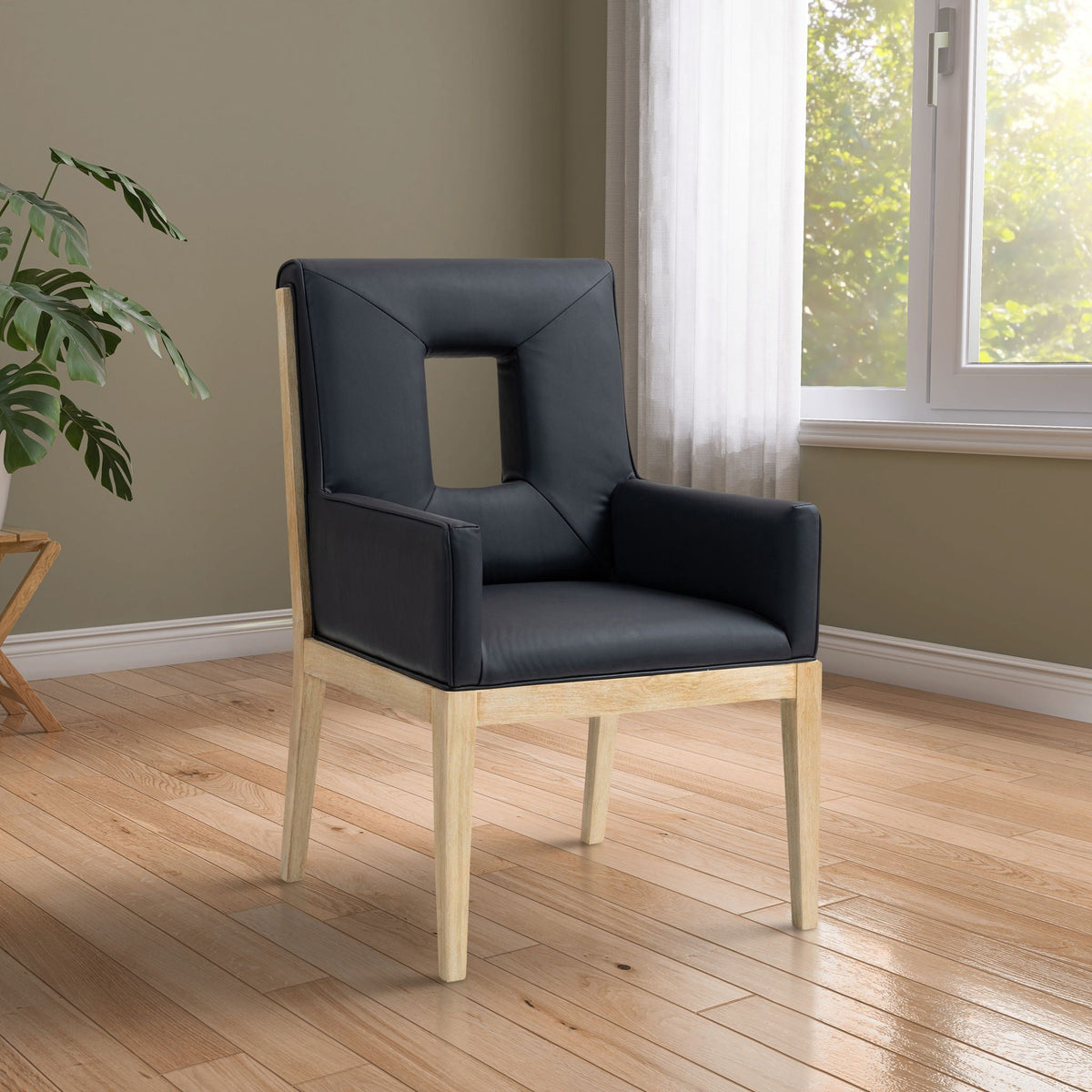 Gwendolyn - Faux Leather Dining Arm Chair With Natural Frame