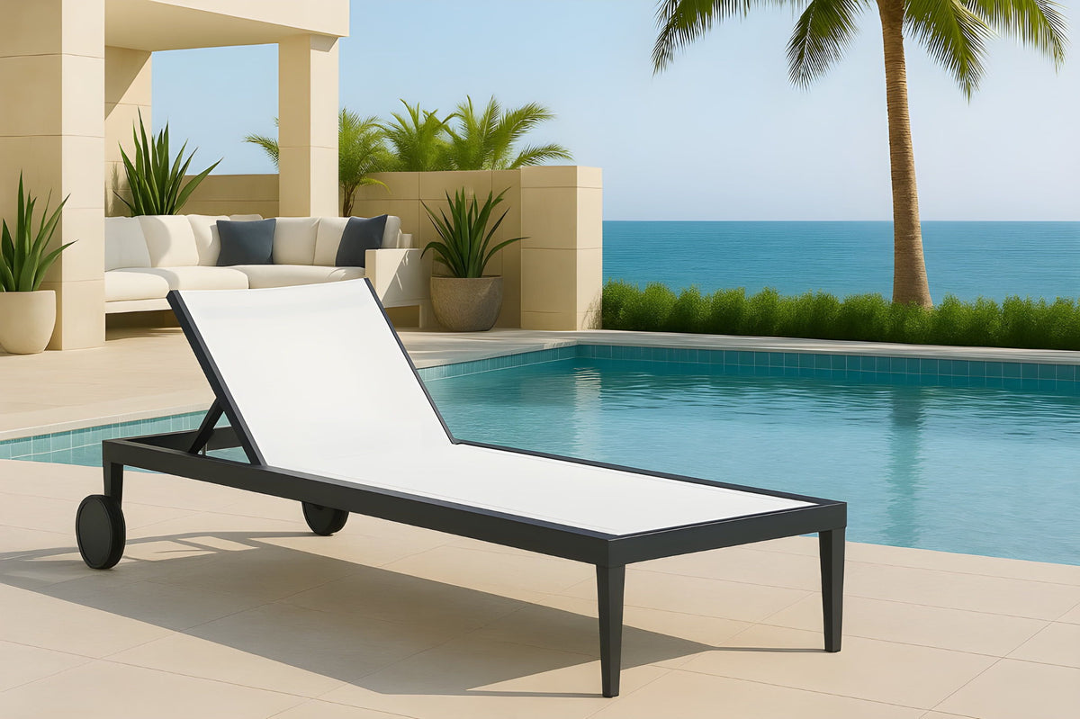 Nizuc - Outdoor Chaise Lounge Chair