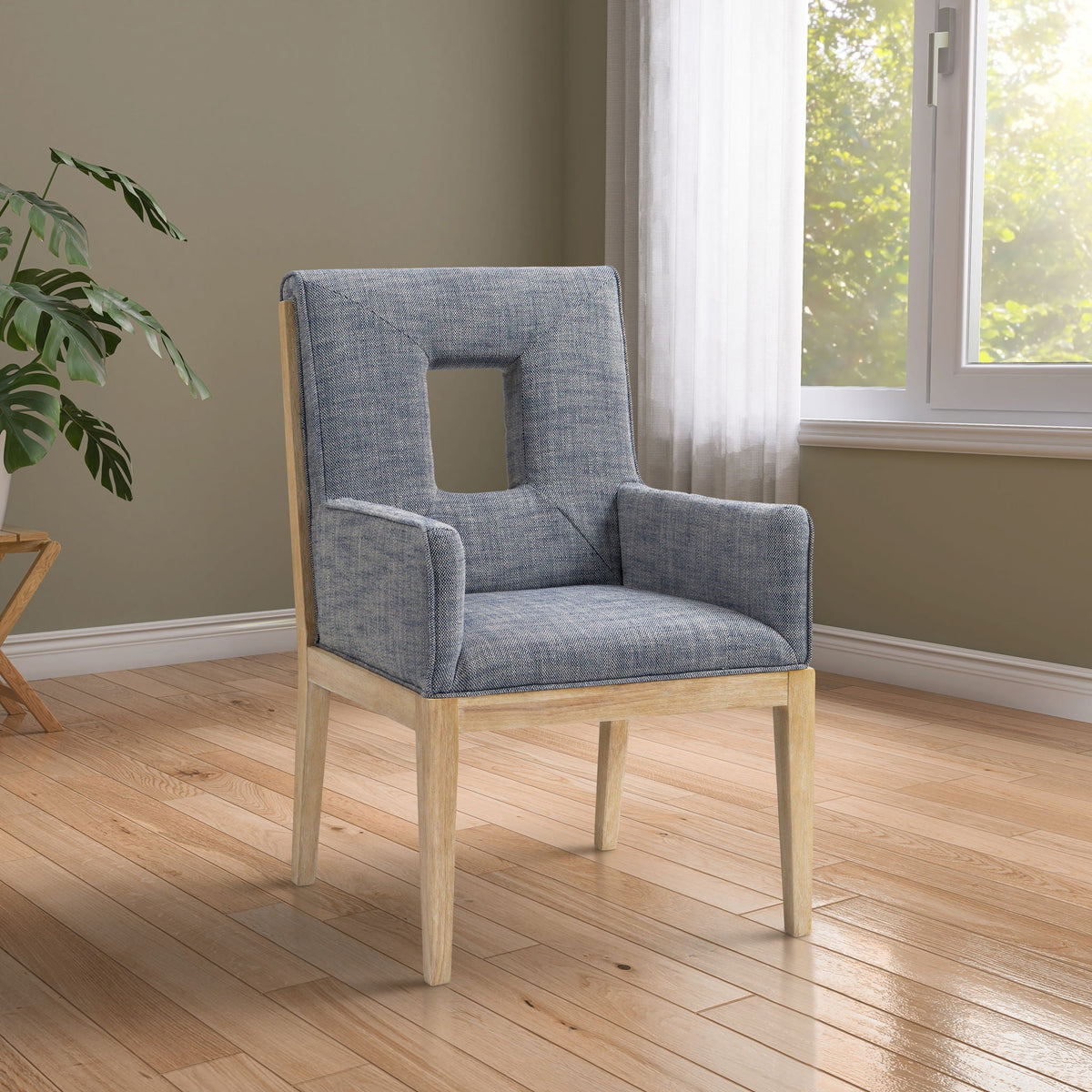 Gwendolyn - Dining Arm Chair With Natural Frame