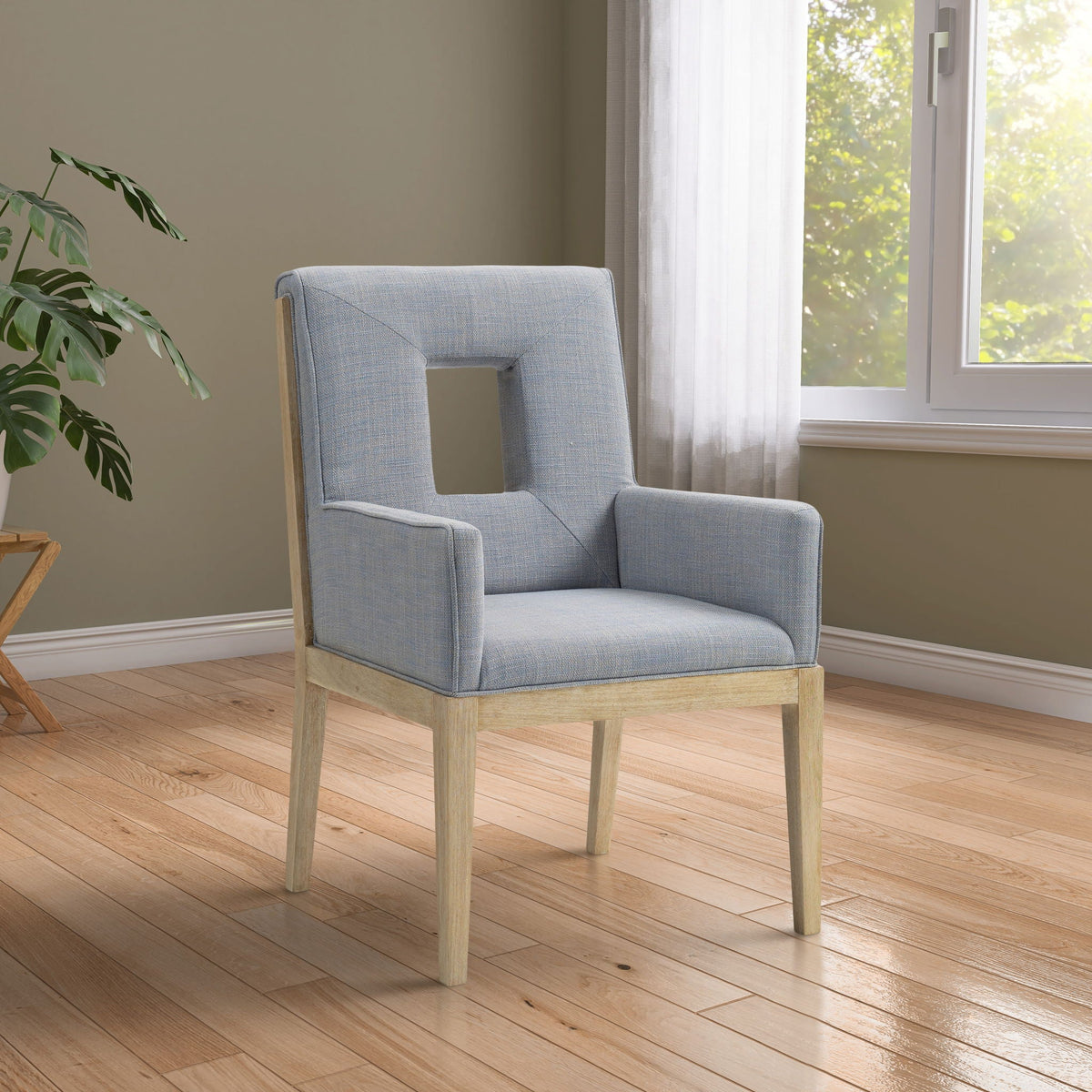 Gwendolyn - Dining Arm Chair With Natural Frame