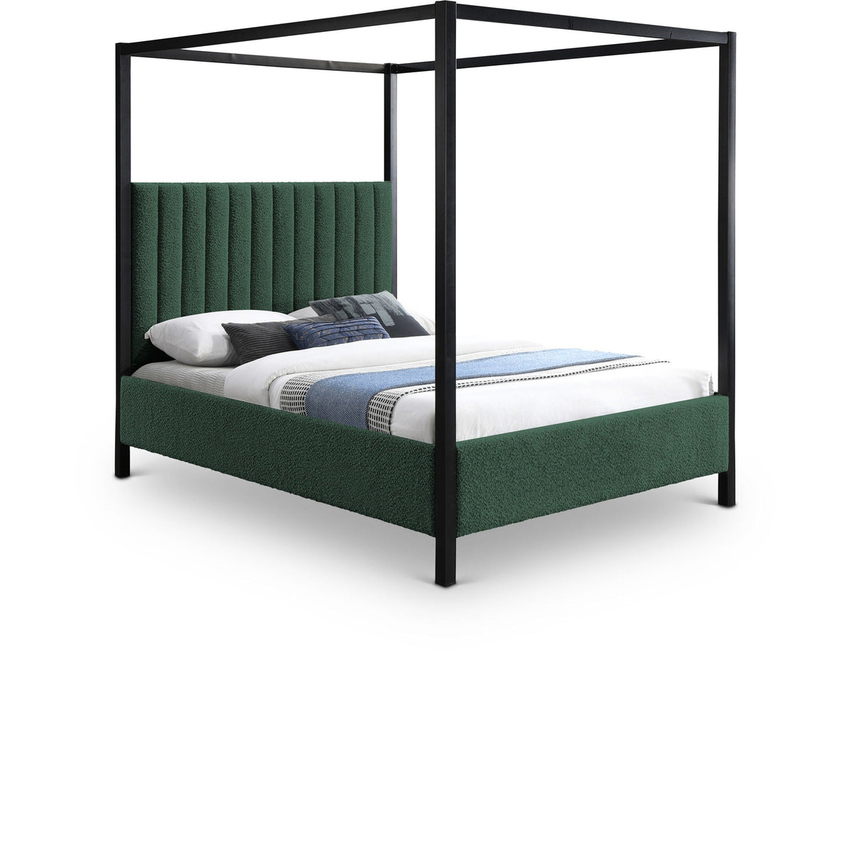 Kelly - Bed