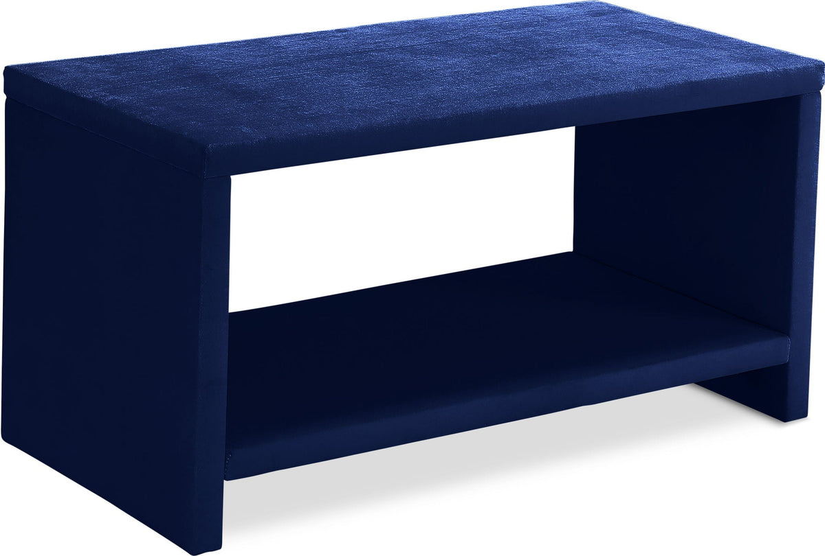 Cleo - Night Stand