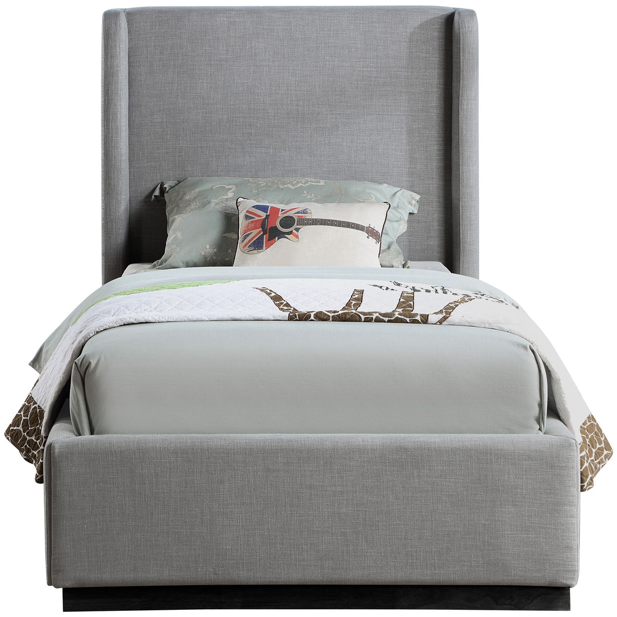 Flynn - Bed