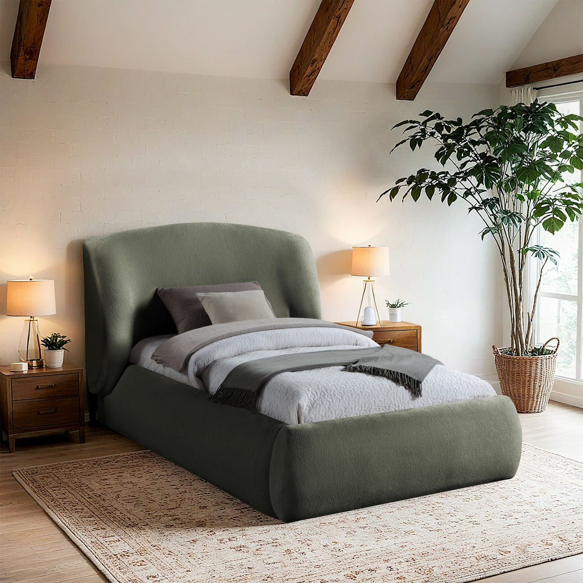 Sandro - Upholstered Bed