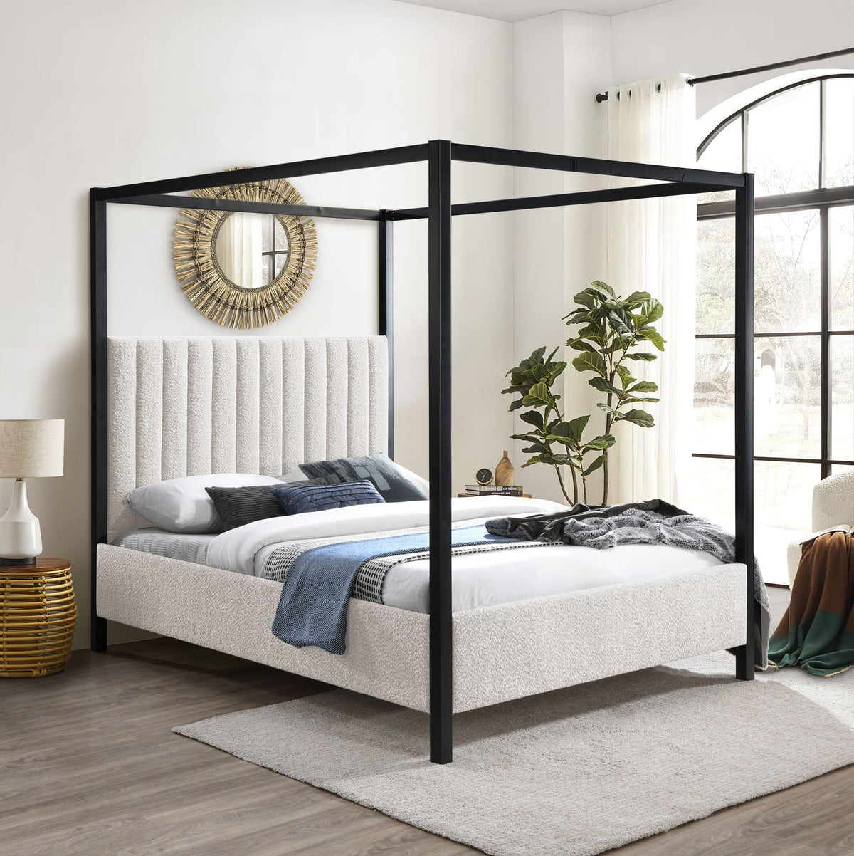 Kelly - Bed